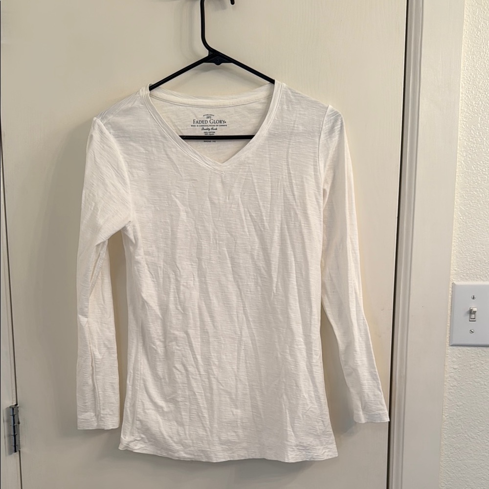 Faded Glory White Fitted Long Sleeve T-Shirt